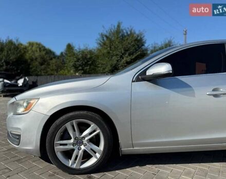 Серый Вольво С60, объемом двигателя 2 л и пробегом 208 тыс. км за 8600 $, фото 8 на Automoto.ua