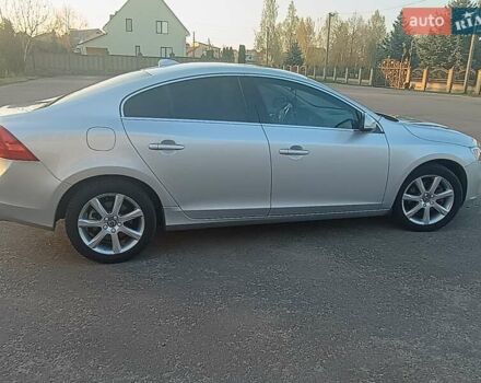 Серый Вольво С60, объемом двигателя 1.97 л и пробегом 255 тыс. км за 12300 $, фото 31 на Automoto.ua