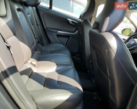 Вольво С60 2015 в Кропивницком (Кировограде) на Automoto.ua Серый Вольво С60, объемом двигателя 2.52 л и пробегом 157 тыс. км за 1400 $, фото 9 на Automoto.ua