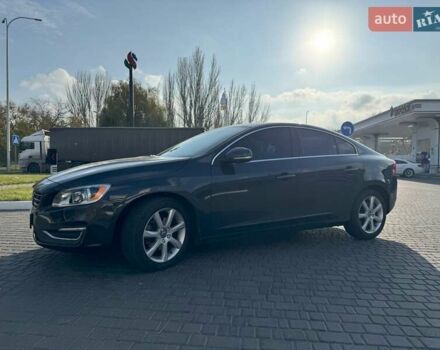 Сірий Вольво С60, об'ємом двигуна 2 л та пробігом 190 тис. км за 12000 $, фото 1 на Automoto.ua