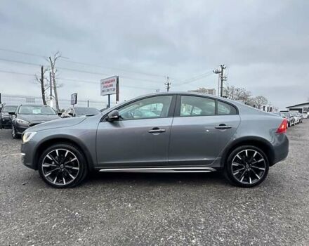 Серый Вольво С60, объемом двигателя 2.5 л и пробегом 73 тыс. км за 16500 $, фото 5 на Automoto.ua