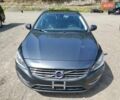 Серый Вольво С60, объемом двигателя 2.5 л и пробегом 157 тыс. км за 1450 $, фото 4 на Automoto.ua