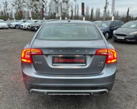 Серый Вольво С60, объемом двигателя 2.5 л и пробегом 73 тыс. км за 16500 $, фото 12 на Automoto.ua