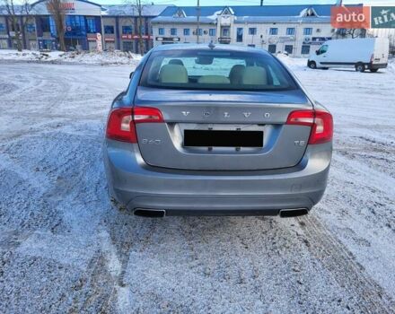 Серый Вольво С60, объемом двигателя 2 л и пробегом 241 тыс. км за 11500 $, фото 4 на Automoto.ua