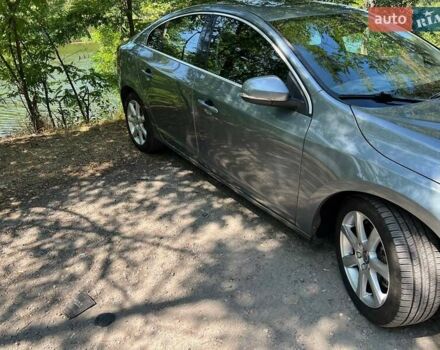 Сірий Вольво С60, об'ємом двигуна 2 л та пробігом 220 тис. км за 12500 $, фото 3 на Automoto.ua