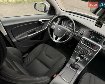 Сірий Вольво С60, об'ємом двигуна 2 л та пробігом 183 тис. км за 14600 $, фото 25 на Automoto.ua