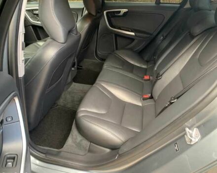 Серый Вольво С60, объемом двигателя 2 л и пробегом 152 тыс. км за 8500 $, фото 11 на Automoto.ua