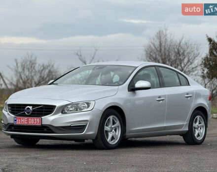 Сірий Вольво С60, об'ємом двигуна 2 л та пробігом 183 тис. км за 14600 $, фото 10 на Automoto.ua