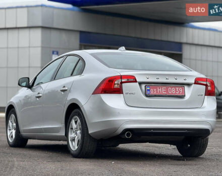 Сірий Вольво С60, об'ємом двигуна 2 л та пробігом 183 тис. км за 14600 $, фото 20 на Automoto.ua