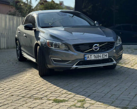 Серый Вольво С60, объемом двигателя 2.52 л и пробегом 145 тыс. км за 16700 $, фото 1 на Automoto.ua
