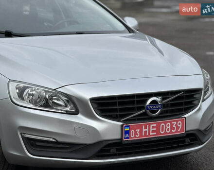 Сірий Вольво С60, об'ємом двигуна 2 л та пробігом 183 тис. км за 14600 $, фото 1 на Automoto.ua