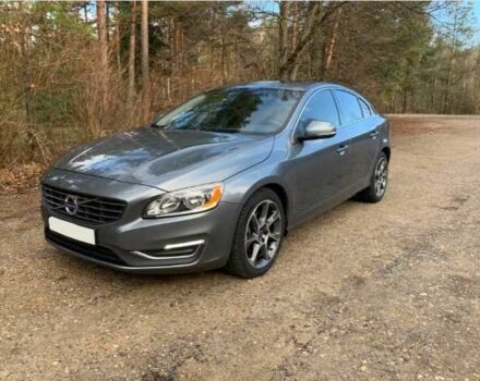 Серый Вольво С60, объемом двигателя 2 л и пробегом 152 тыс. км за 8500 $, фото 8 на Automoto.ua