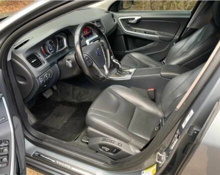 Серый Вольво С60, объемом двигателя 2 л и пробегом 152 тыс. км за 8500 $, фото 14 на Automoto.ua