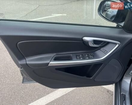 Серый Вольво С60, объемом двигателя 1.97 л и пробегом 238 тыс. км за 18999 $, фото 17 на Automoto.ua