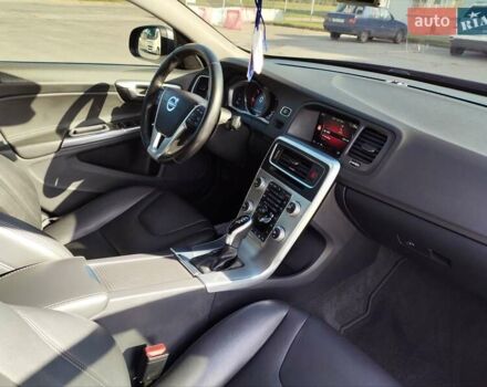 Серый Вольво С60, объемом двигателя 2 л и пробегом 238 тыс. км за 16500 $, фото 34 на Automoto.ua