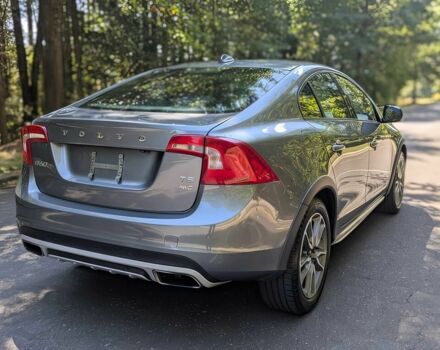 Сірий Вольво С60, об'ємом двигуна 2 л та пробігом 54 тис. км за 7800 $, фото 4 на Automoto.ua