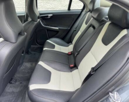 Сірий Вольво С60, об'ємом двигуна 2 л та пробігом 58 тис. км за 9300 $, фото 10 на Automoto.ua