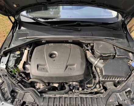 Серый Вольво С60, объемом двигателя 2 л и пробегом 112 тыс. км за 9800 $, фото 11 на Automoto.ua