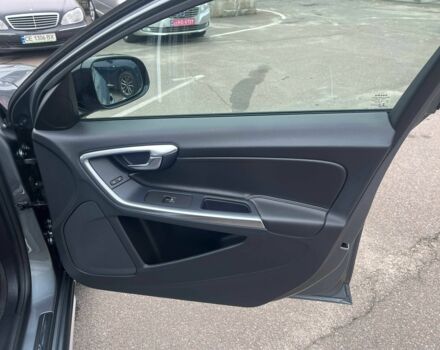 Серый Вольво С60, объемом двигателя 2 л и пробегом 238 тыс. км за 18999 $, фото 20 на Automoto.ua