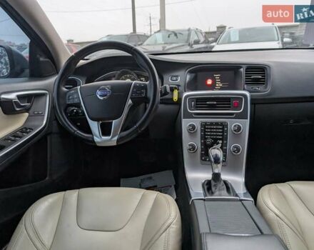 Серый Вольво С60, объемом двигателя 1.97 л и пробегом 119 тыс. км за 11990 $, фото 40 на Automoto.ua