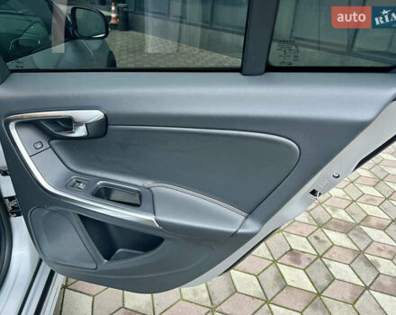 Сірий Вольво С60, об'ємом двигуна 1.97 л та пробігом 86 тис. км за 19300 $, фото 42 на Automoto.ua