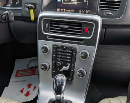 Серый Вольво С60, объемом двигателя 1.97 л и пробегом 119 тыс. км за 11990 $, фото 57 на Automoto.ua