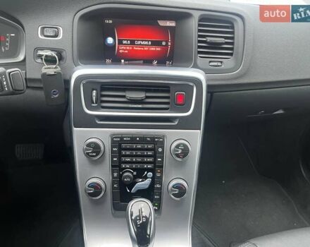 Серый Вольво С60, объемом двигателя 1.97 л и пробегом 238 тыс. км за 18999 $, фото 29 на Automoto.ua