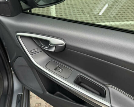 Сірий Вольво С60, об'ємом двигуна 1.98 л та пробігом 152 тис. км за 15400 $, фото 21 на Automoto.ua