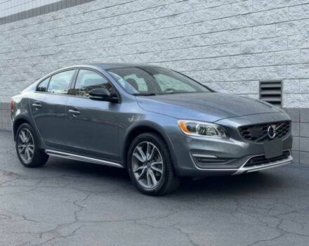 Сірий Вольво С60, об'ємом двигуна 2 л та пробігом 58 тис. км за 9300 $, фото 2 на Automoto.ua