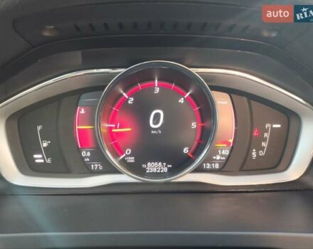 Серый Вольво С60, объемом двигателя 2 л и пробегом 238 тыс. км за 16500 $, фото 10 на Automoto.ua