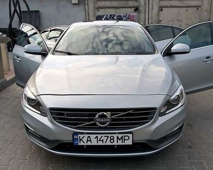 Серый Вольво С60, объемом двигателя 1.97 л и пробегом 60 тыс. км за 17750 $, фото 1 на Automoto.ua