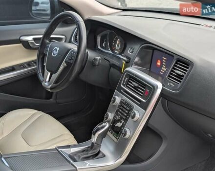 Серый Вольво С60, объемом двигателя 1.97 л и пробегом 119 тыс. км за 11990 $, фото 45 на Automoto.ua