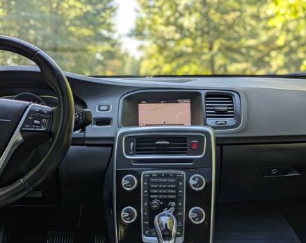 Сірий Вольво С60, об'ємом двигуна 2 л та пробігом 54 тис. км за 7800 $, фото 10 на Automoto.ua