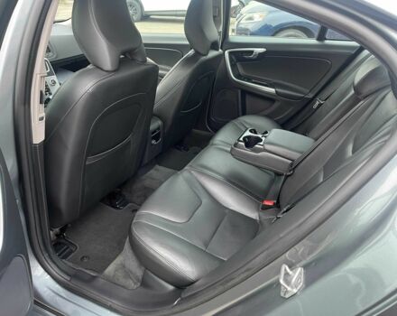 Серый Вольво С60, объемом двигателя 2 л и пробегом 238 тыс. км за 18999 $, фото 19 на Automoto.ua