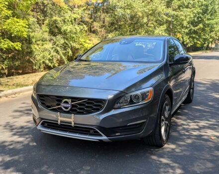 Сірий Вольво С60, об'ємом двигуна 2 л та пробігом 54 тис. км за 7800 $, фото 2 на Automoto.ua