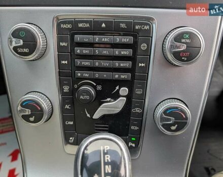 Серый Вольво С60, объемом двигателя 1.97 л и пробегом 119 тыс. км за 11990 $, фото 52 на Automoto.ua