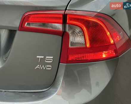 Серый Вольво С60, объемом двигателя 1.97 л и пробегом 117 тыс. км за 13500 $, фото 7 на Automoto.ua