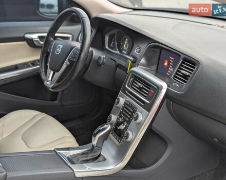 Серый Вольво С60, объемом двигателя 1.97 л и пробегом 119 тыс. км за 11990 $, фото 47 на Automoto.ua