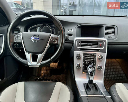 Сірий Вольво С60, об'ємом двигуна 1.97 л та пробігом 86 тис. км за 19300 $, фото 47 на Automoto.ua