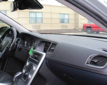 Серый Вольво С60, объемом двигателя 2 л и пробегом 59 тыс. км за 7800 $, фото 8 на Automoto.ua