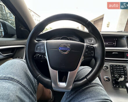 Серый Вольво С60, объемом двигателя 1.97 л и пробегом 117 тыс. км за 13500 $, фото 33 на Automoto.ua