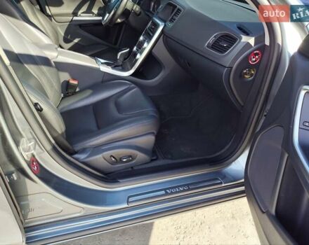 Серый Вольво С60, объемом двигателя 2 л и пробегом 238 тыс. км за 16500 $, фото 32 на Automoto.ua