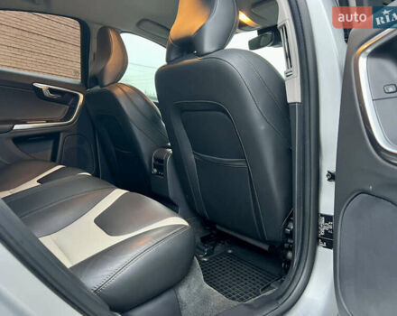 Сірий Вольво С60, об'ємом двигуна 1.97 л та пробігом 85 тис. км за 19500 $, фото 55 на Automoto.ua