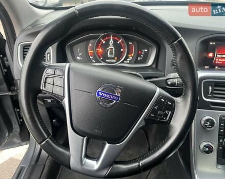 Серый Вольво С60, объемом двигателя 1.97 л и пробегом 238 тыс. км за 18999 $, фото 27 на Automoto.ua