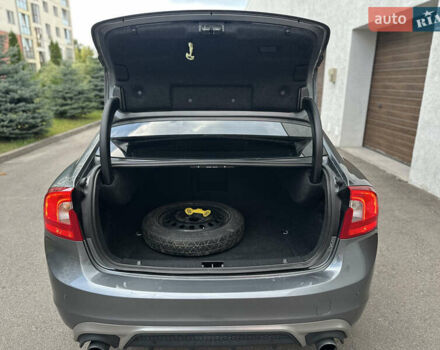 Серый Вольво С60, объемом двигателя 1.97 л и пробегом 117 тыс. км за 13500 $, фото 10 на Automoto.ua