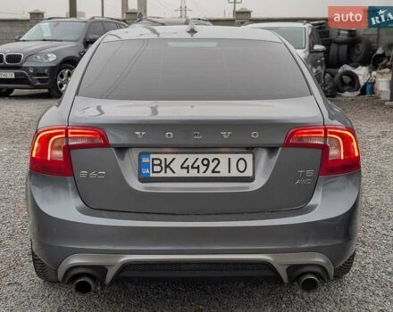 Серый Вольво С60, объемом двигателя 1.97 л и пробегом 119 тыс. км за 11990 $, фото 16 на Automoto.ua