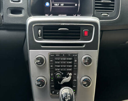 Серый Вольво С60, объемом двигателя 1.97 л и пробегом 117 тыс. км за 13500 $, фото 28 на Automoto.ua