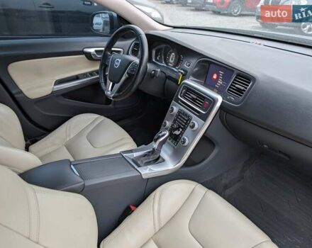 Серый Вольво С60, объемом двигателя 1.97 л и пробегом 119 тыс. км за 11990 $, фото 44 на Automoto.ua