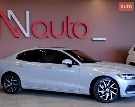 Вольво С60 2018 в Одессе на Automoto.ua Серый Вольво С60, объемом двигателя 2 л и пробегом 97 тыс. км за 16900 $, фото 7 на Automoto.ua