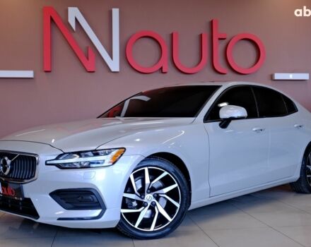 Серый Вольво С60, объемом двигателя 2 л и пробегом 97 тыс. км за 16900 $, фото 1 на Automoto.ua